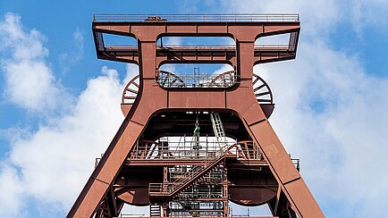 Ein Stahlturm auf dem Gelände der Zeche Zollverein